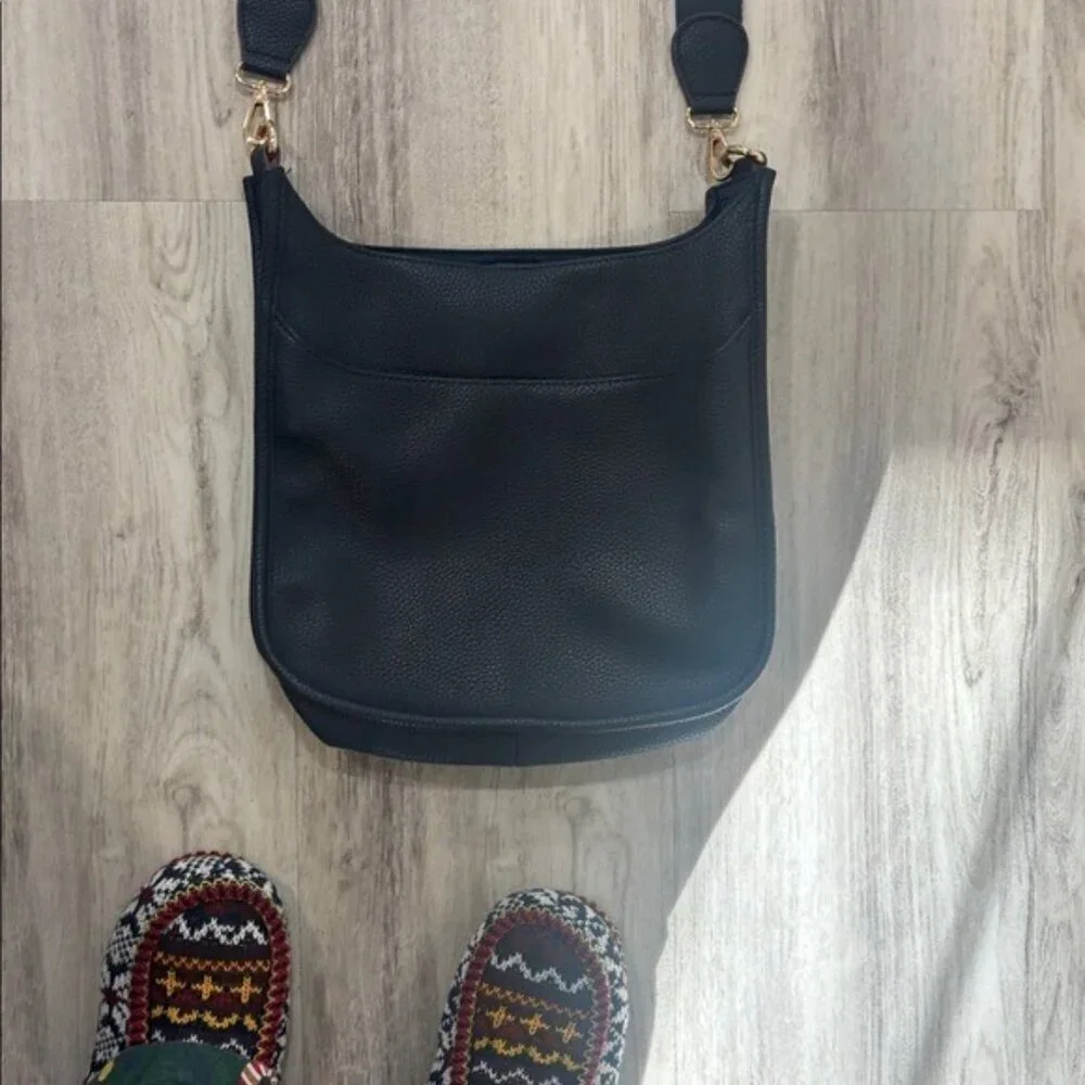 Navy faux leather crossover bag